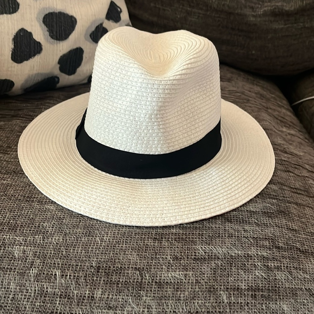 White fedora